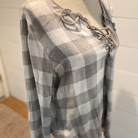 CLOTH & STONE plaid flowy shirt 😍 - Picture 3 of 4